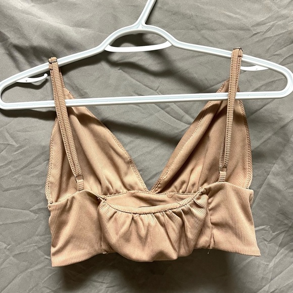 💄2 for 15$💄 Tan Crop Top Size Small - Picture 5 of 5
